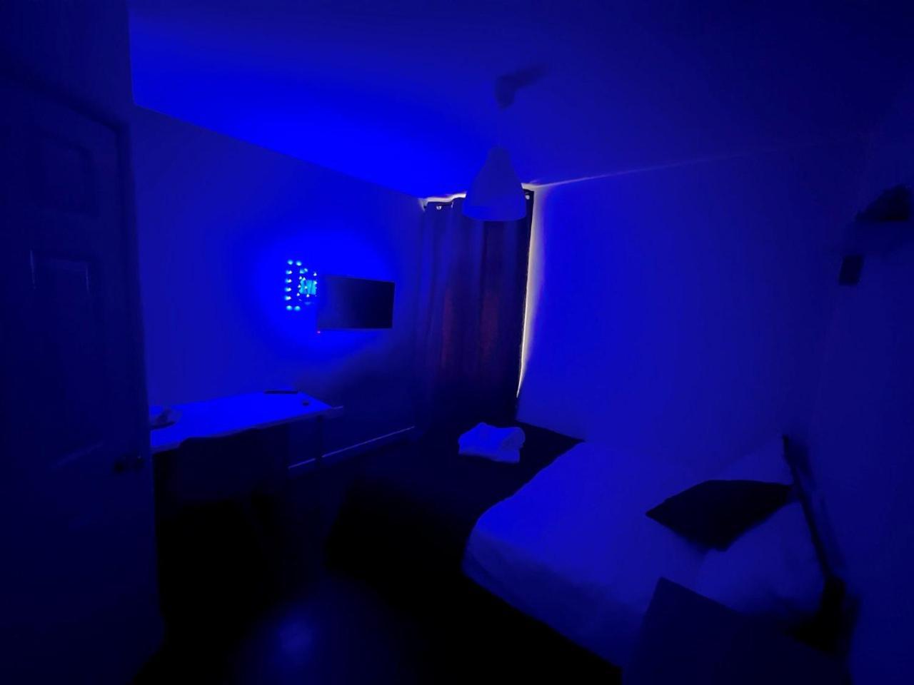 Deluxe Ensuite Double Room With Ensuite Coventry Exterior foto